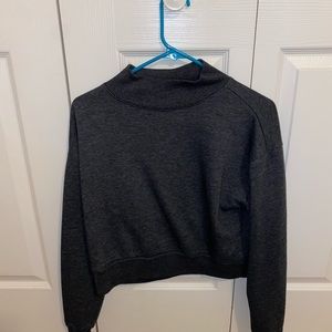 Cropped grey sweater